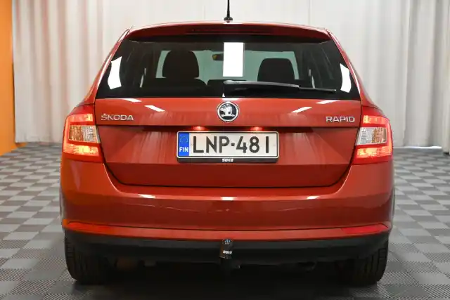 Punainen Viistoperä, Skoda Rapid – LNP-481