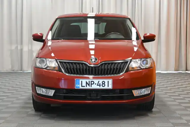 Punainen Viistoperä, Skoda Rapid – LNP-481