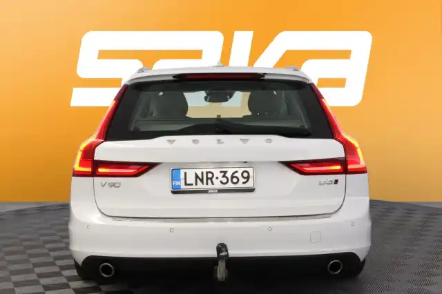 Valkoinen Farmari, Volvo V90 – LNR-369