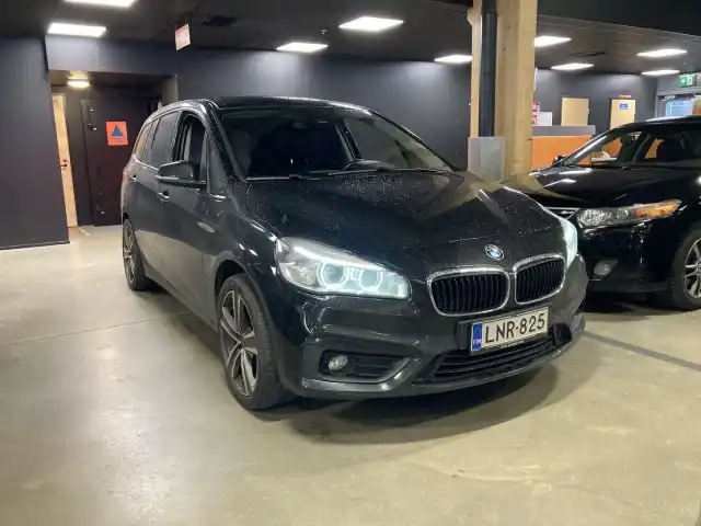 BMW 216