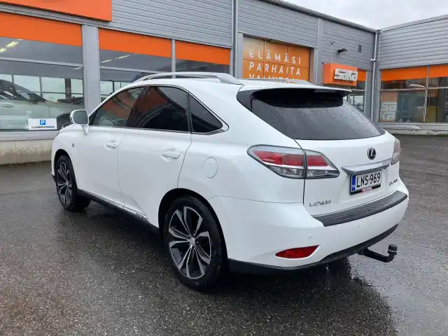 Valkoinen Tila-auto, Lexus RX – LNS-969