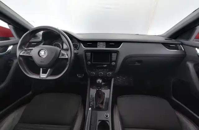 Punainen Viistoperä, Skoda Octavia – LNU-509