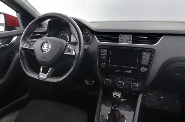 Punainen Viistoperä, Skoda Octavia – LNU-509