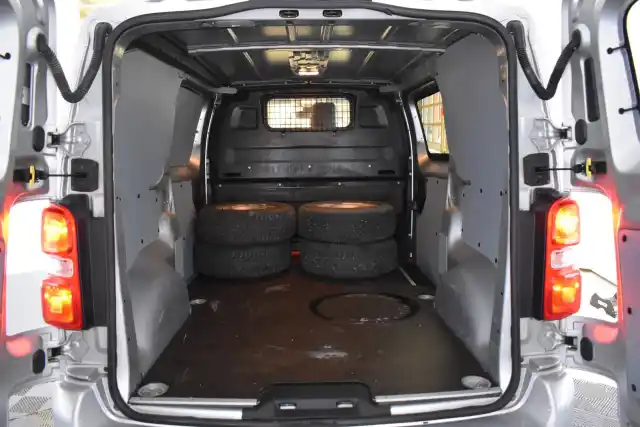 Hopea Pakettiauto, Toyota Proace – LNU-949