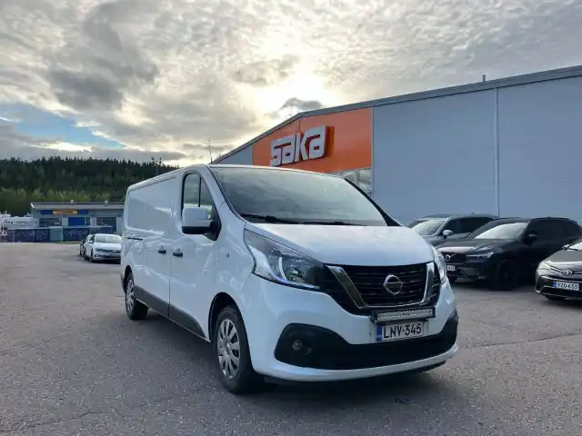 Nissan NV300