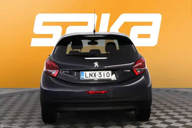 Sininen Viistoperä, Peugeot 208 – LNX-310