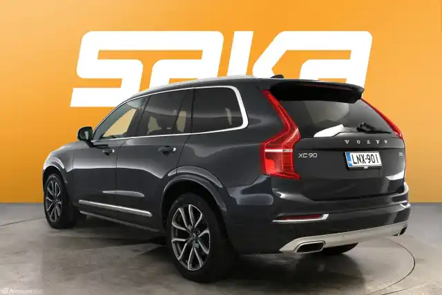 Harmaa Maastoauto, Volvo XC90 – LNX-901