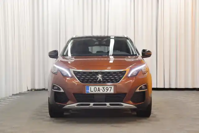 Ruskea Maastoauto, Peugeot 3008 – LOA-397