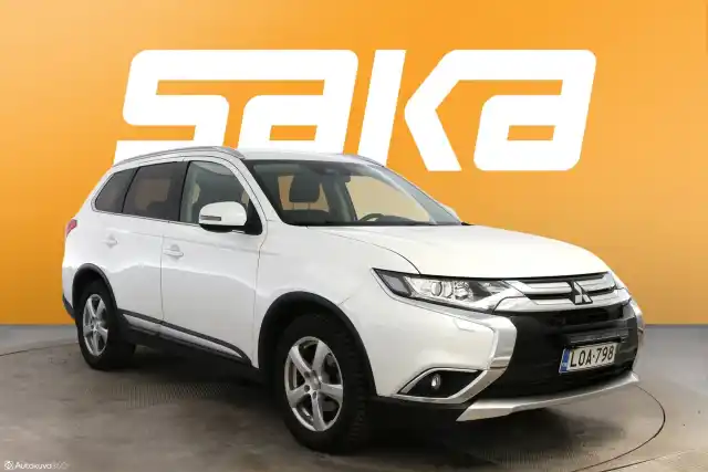 Valkoinen Maastoauto, Mitsubishi Outlander – LOA-798