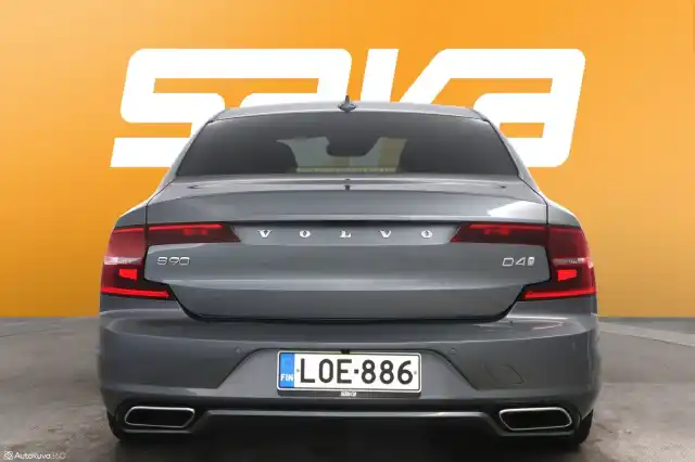 Harmaa Sedan, Volvo S90 – LOE-886