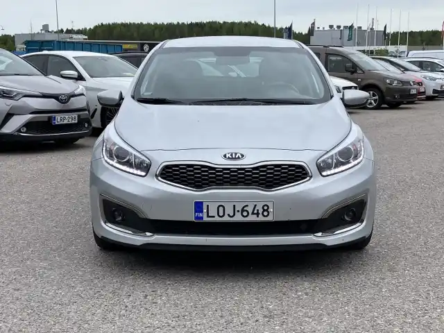 Hopea Viistoperä, Kia cee'd – LOJ-648