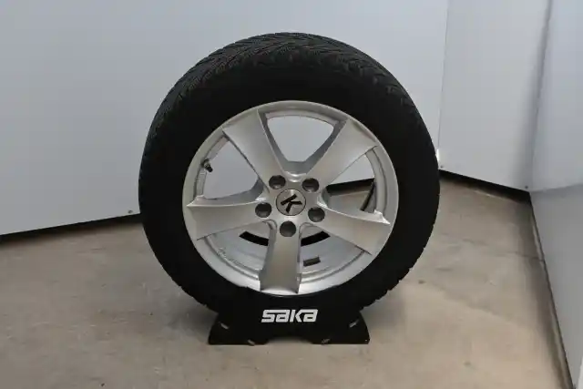 Hopea Viistoperä, Kia cee'd – LOJ-648