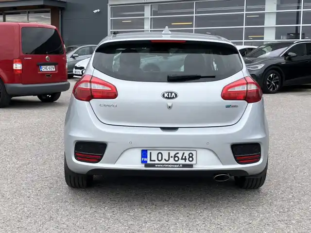 Hopea Viistoperä, Kia cee'd – LOJ-648