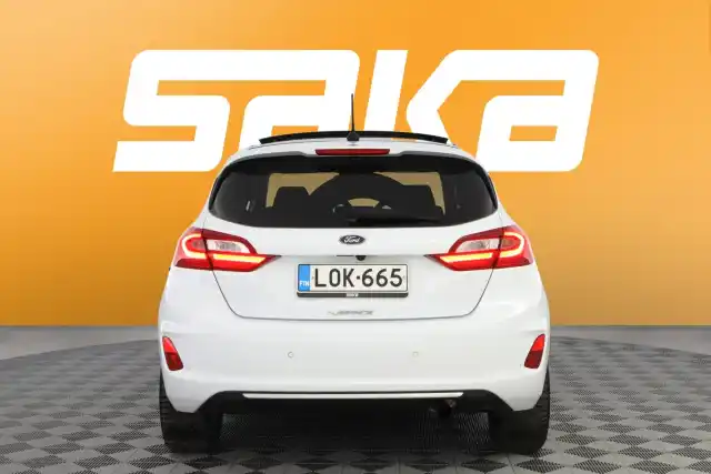 Valkoinen Viistoperä, Ford Fiesta – LOK-665