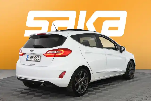 Valkoinen Viistoperä, Ford Fiesta – LOK-665