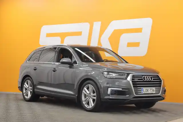 Harmaa Maastoauto, Audi Q7 – LOK-736