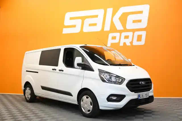 Valkoinen Pakettiauto, Ford Transit Custom – LOL-731