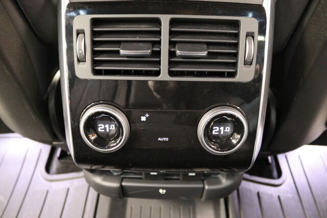 Punainen Maastoauto, Land Rover Range Rover Sport – LOL-871