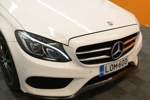 Valkoinen Farmari, Mercedes-Benz C – LOM-600