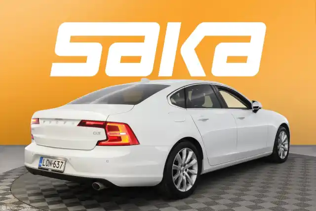 Valkoinen Sedan, Volvo S90 – LON-637