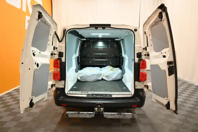 Valkoinen Pakettiauto, Toyota Proace – LOO-173