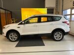 Valkoinen Maastoauto, Ford Kuga – LOO-304, kuva 2