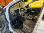 Valkoinen Maastoauto, Ford Kuga – LOO-304, kuva 4
