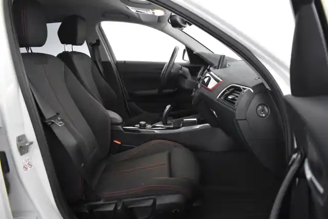 Valkoinen Viistoperä, BMW 118 – LOP-175