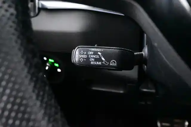 Musta Farmari, Skoda Karoq – LOP-258