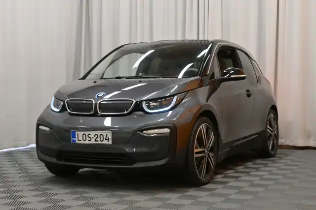 Harmaa Viistoperä, BMW i3 – LOS-204