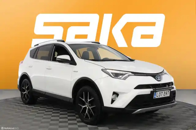 Valkoinen Maastoauto, Toyota RAV4 – LOT-397