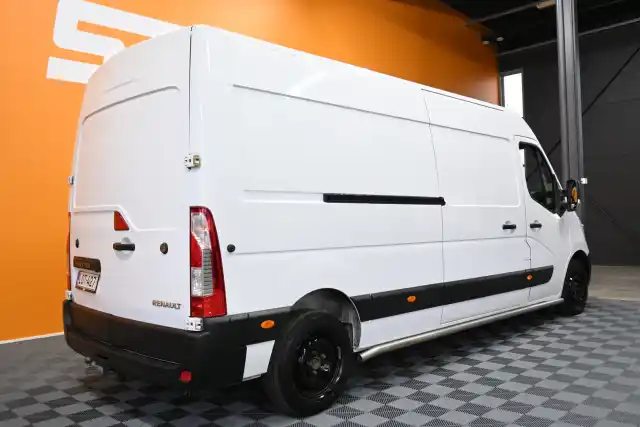 Valkoinen Pakettiauto, Renault Master – LOT-427