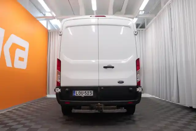 Valkoinen Pakettiauto, Ford Transit – LOU-523