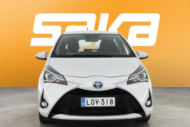 Valkoinen Viistoperä, Toyota Yaris – LOV-318