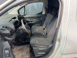 Valkoinen Pakettiauto, Opel Combo – LOX-162, kuva 4