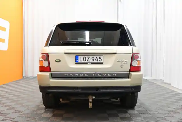 Ruskea Maastoauto, Land Rover Range Rover Sport – LOZ-945