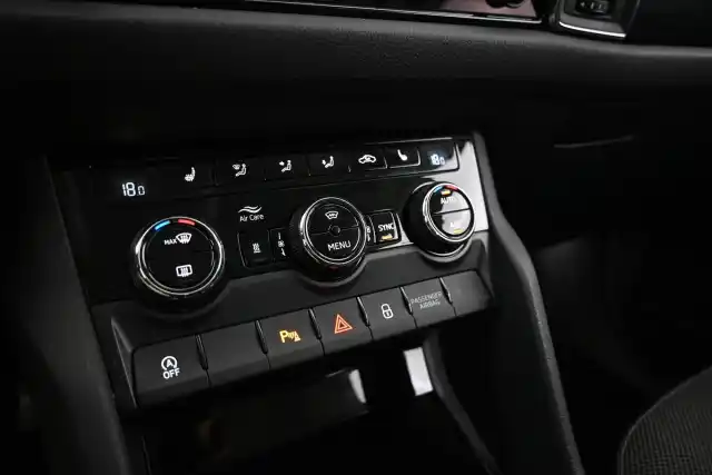 Valkoinen Maastoauto, Skoda Kodiaq – LPA-382