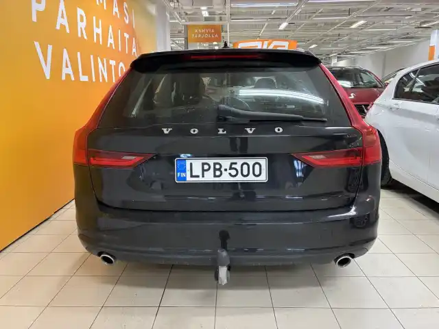 Musta Farmari, Volvo V90 – LPB-500