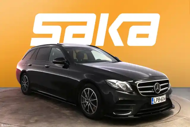 Musta Farmari, Mercedes-Benz E – LPB-604