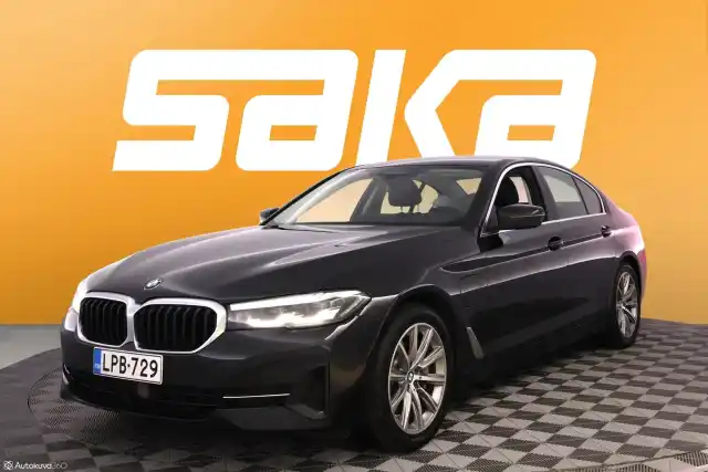 Musta Sedan, BMW 530 – LPB-729