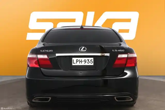 Musta Sedan, Lexus LS – LPH-935