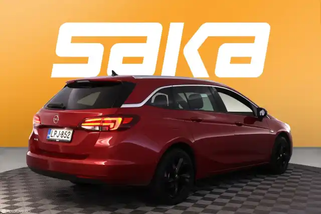 Punainen Farmari, Opel Astra – LPJ-852