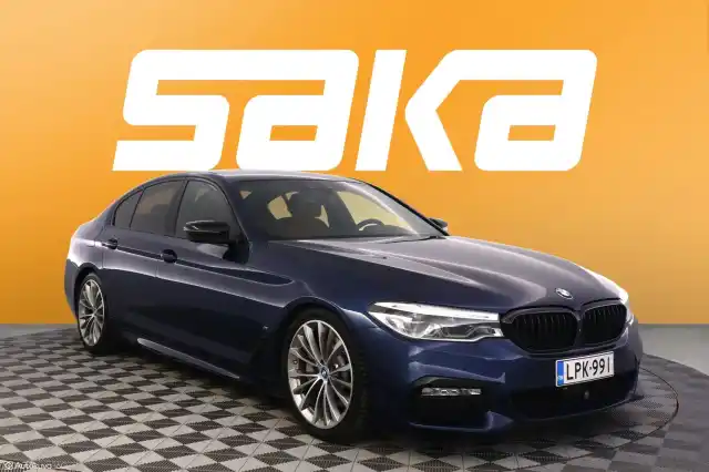 Sininen Sedan, BMW 530 – LPK-991