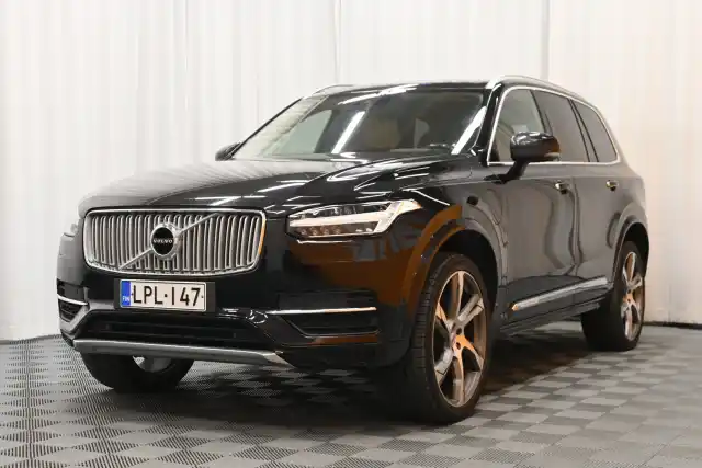 Musta Tila-auto, Volvo XC90 – LPL-147