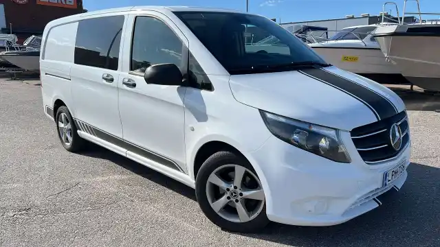 Valkoinen Pakettiauto, Mercedes-Benz Vito – LPM-726