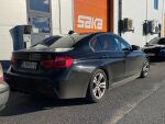 Musta Sedan, BMW 330 – LPN-210, kuva 2