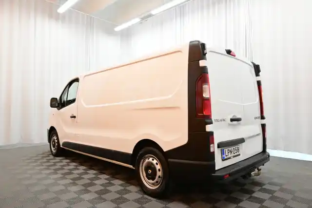 Valkoinen Pakettiauto, Renault Trafic – LPN-258