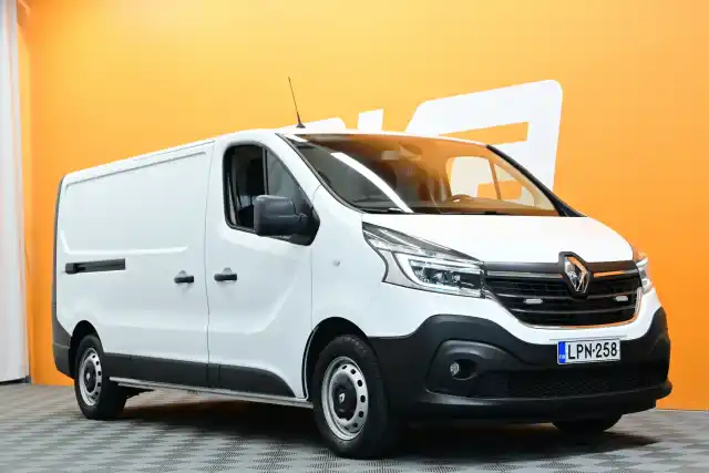 Valkoinen Pakettiauto, Renault Trafic – LPN-258