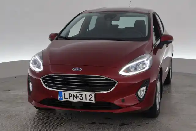 Punainen Viistoperä, Ford Fiesta – LPN-312