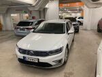 Valkoinen Farmari, Volkswagen Passat – LPN-897, kuva 2